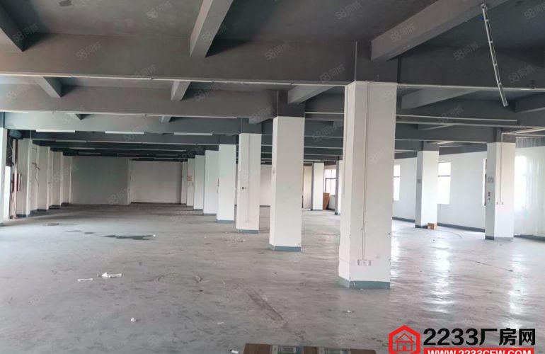 东城上桥工业区新出三楼450平方，有现成办公室，水电齐全！
