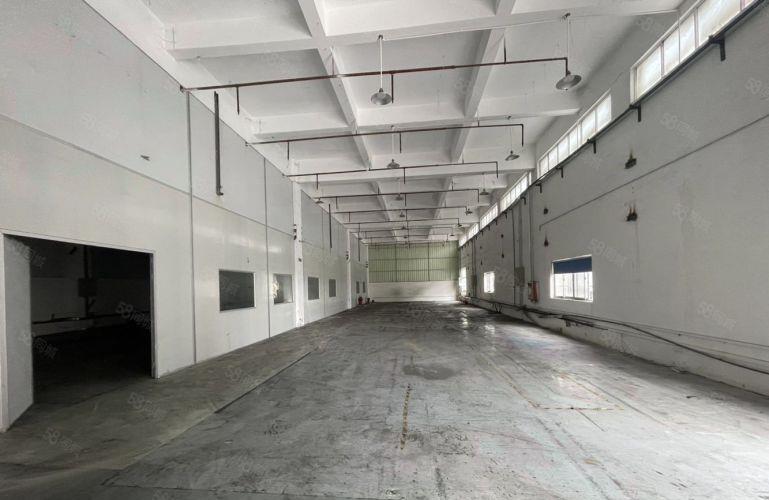 大岭山工业园区标准一楼厂房1000平，高度6米有精装修办公室
