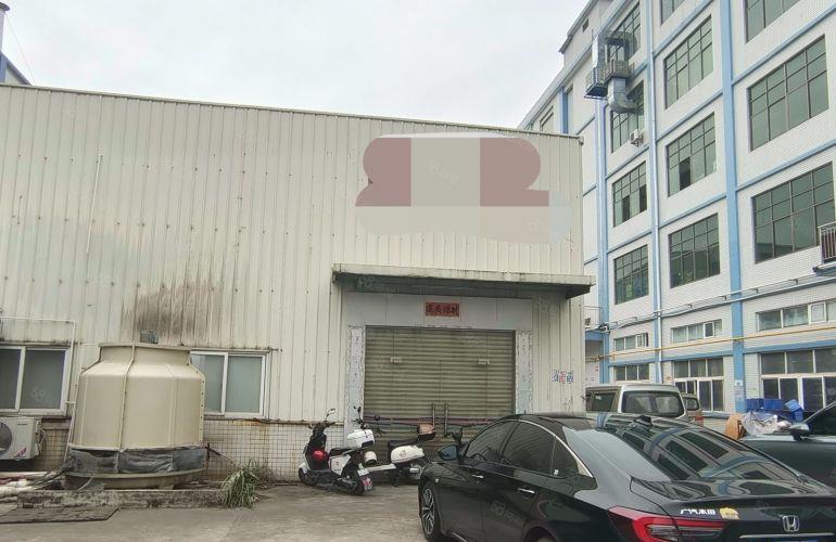 带行车，行车工业区钢构厂房出租，带水电办公室装修出租
