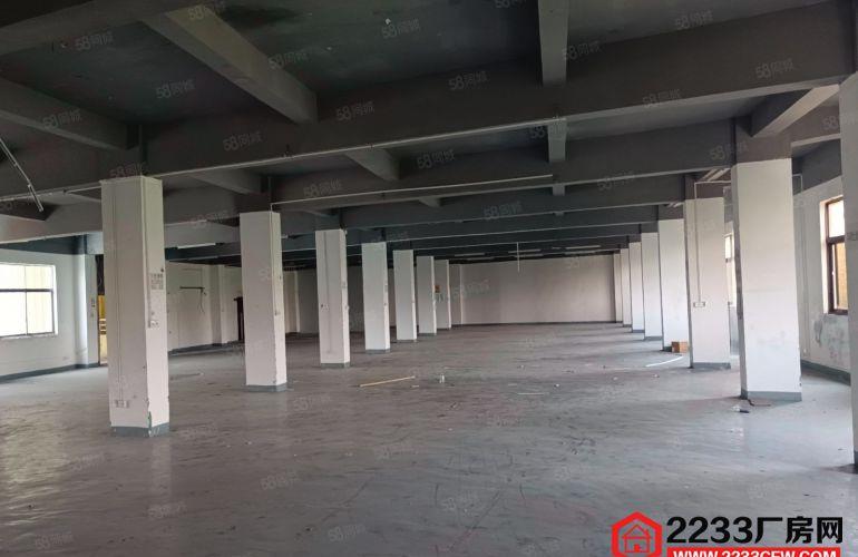 东城上桥工业区新出三楼450平方，有现成办公室，水电齐全！
