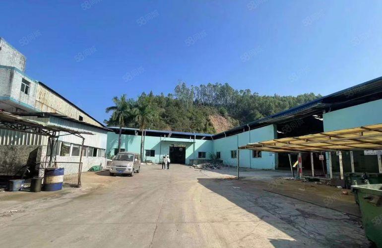 常平大京九塑胶城附近，原房东钢构小独院，厂房出租2000平方
