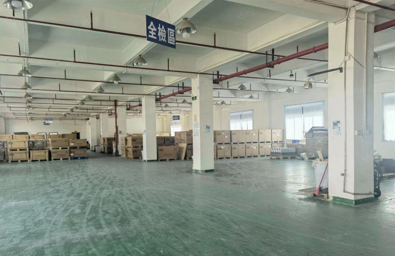 带环评空地大，樟木头原房东厂房出租一楼300平方行车地坪漆