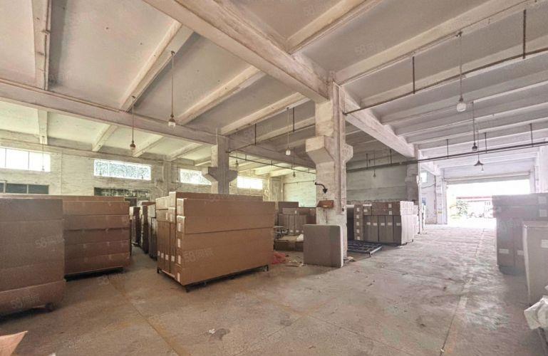 厚街涌口原房东厂房出租一楼6米高450方，实际面积