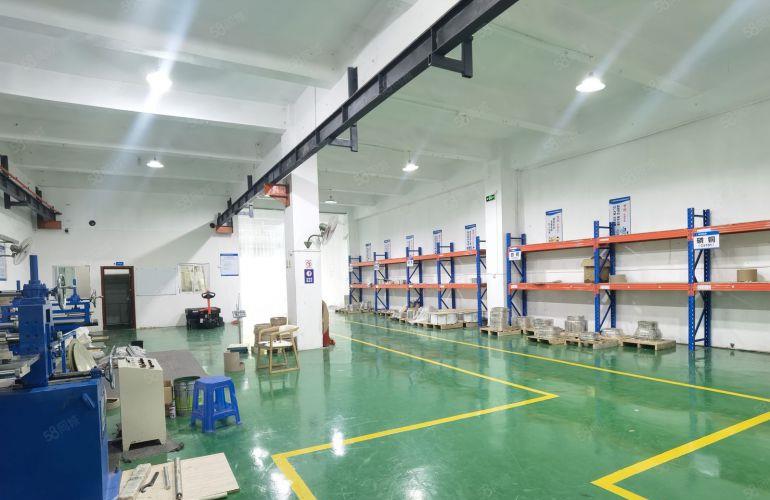 塘厦一楼500来靠近深圳标准厂房，带精装修办公室，带行车
