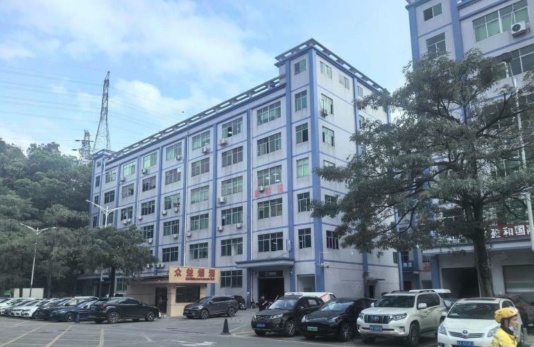 大岭工业区红本厂房出租楼上900平方可分租可办环评10元出租