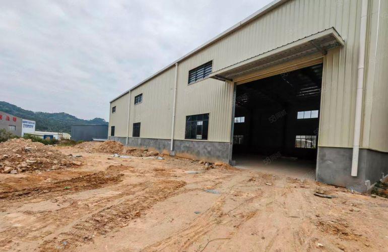 常平土塘原房东钢构小独院厂房出租1000平方，空地大租15元