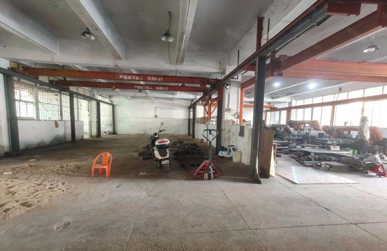 凤岗注塑五金模具数控车床带行车一楼厂房出租900平 可分租