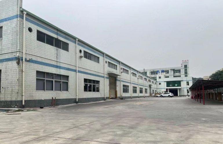 厚街镇小独院，单一层3000平，价格15元，高度7米，形象好
