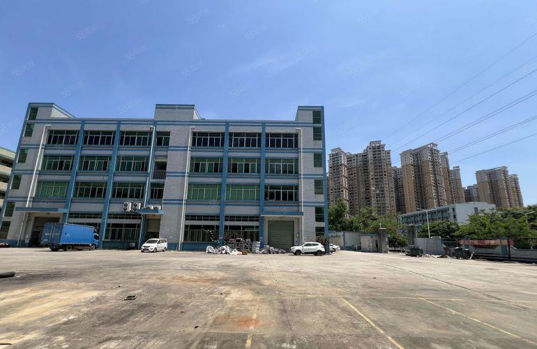 石排带装修一二楼各2000平厂房仓库出租，现成办公室水电齐全