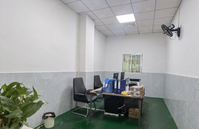 塘厦一楼500来靠近深圳标准厂房，带精装修办公室，带行车