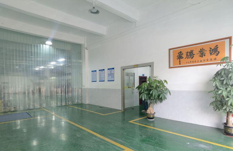 塘厦一楼500来靠近深圳标准厂房，带精装修办公室，带行车
