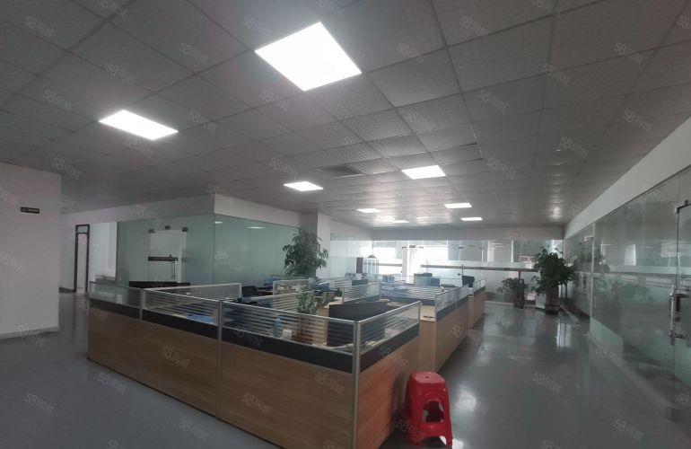 大岭山杨屋二楼2000平方精装修厂房出租