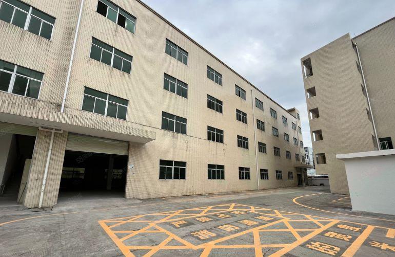 15元租凤岗五联独门独院厂房总共5千方可以分租一楼仓库招租
