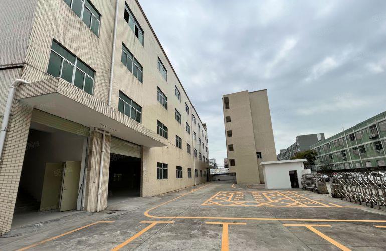 15元租凤岗五联独门独院厂房总共5千方可以分租一楼仓库招租
